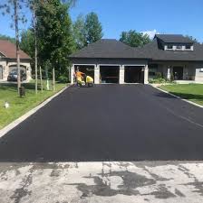 Best Concrete Driveway Installation  in Yarrow Point, WA